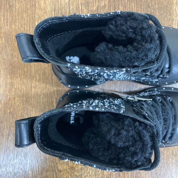 NEW Sorel Lennox Lace Waterproof Cozy Bootie Womens Size 6 Black/White - Picture 7 of 12